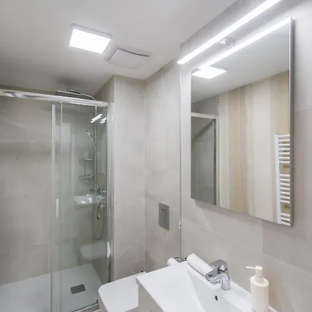 Myflat Coral Beach44 Premium * Шиофок