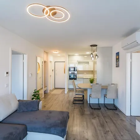 Myflat Coral Beach44 Premium Шиофок
