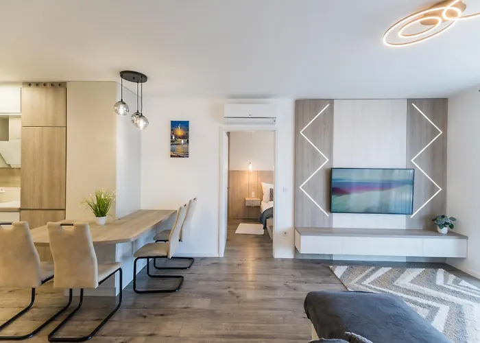 Myflat Coral Beach44 Premium Apartament *